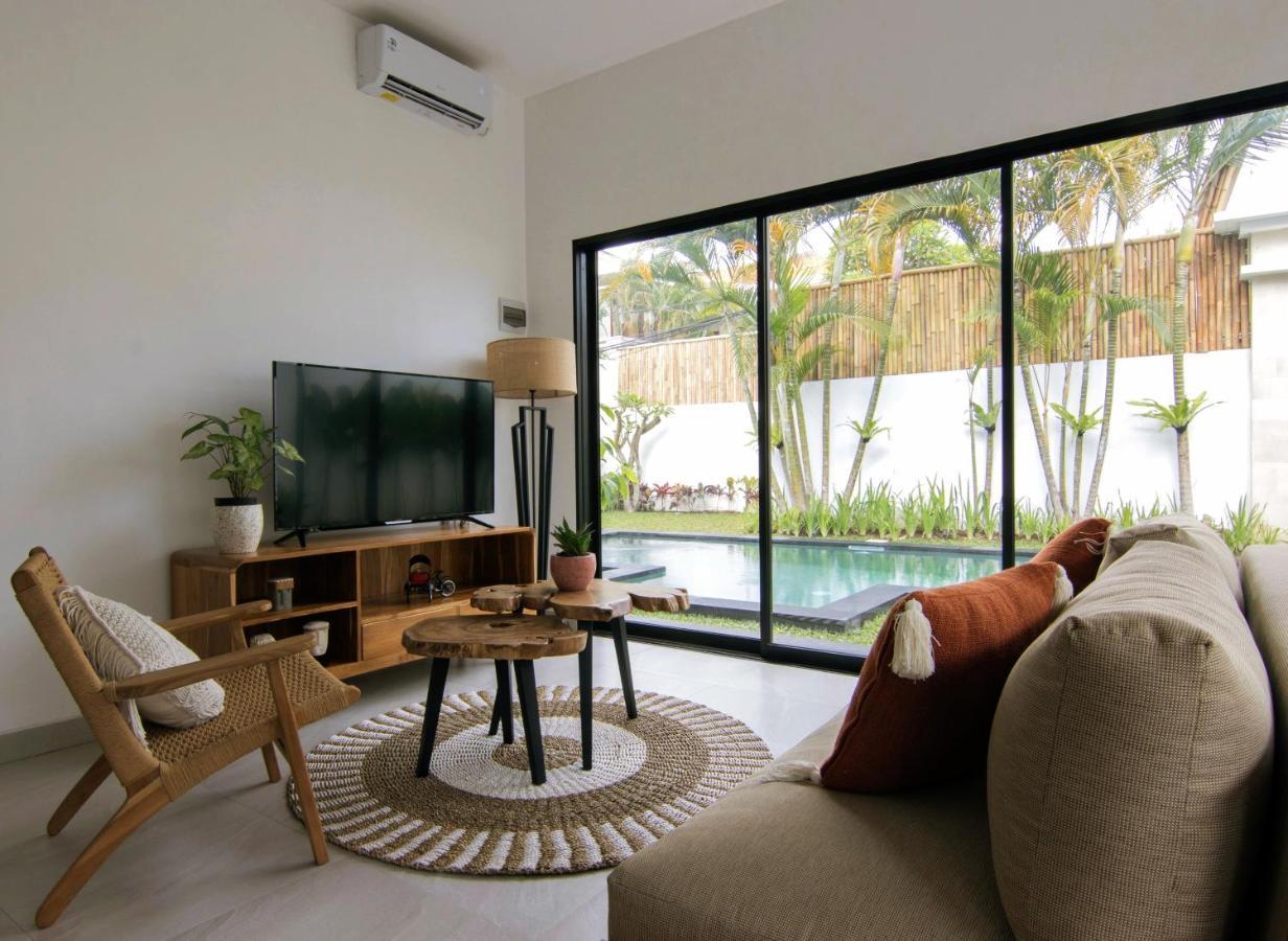 Villa Nikole Seminyak  Ngoại thất bức ảnh